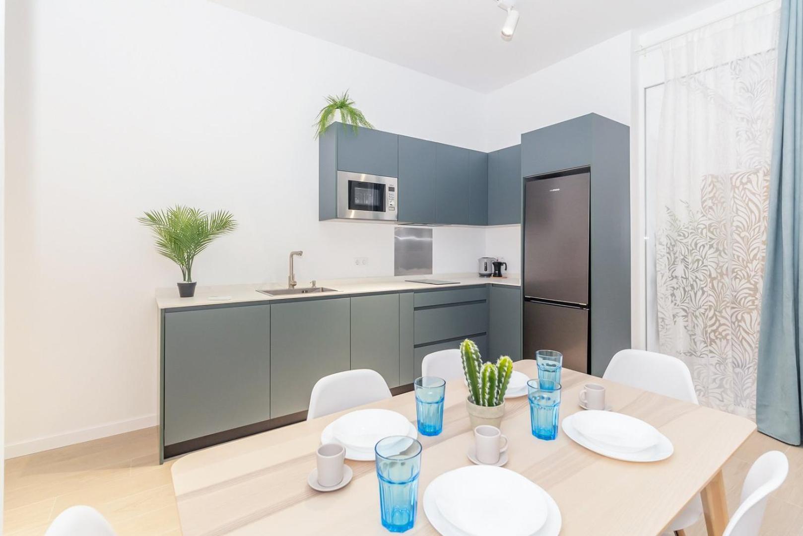 Guestready - Valencia's Vibrant Malvarrosa * Valence